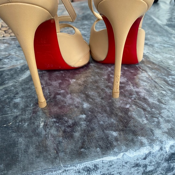 Christian louboutin shoes - Picture 7 of 7